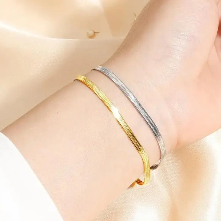 Vintage Style Snake Bone Chain Bracelet - Master