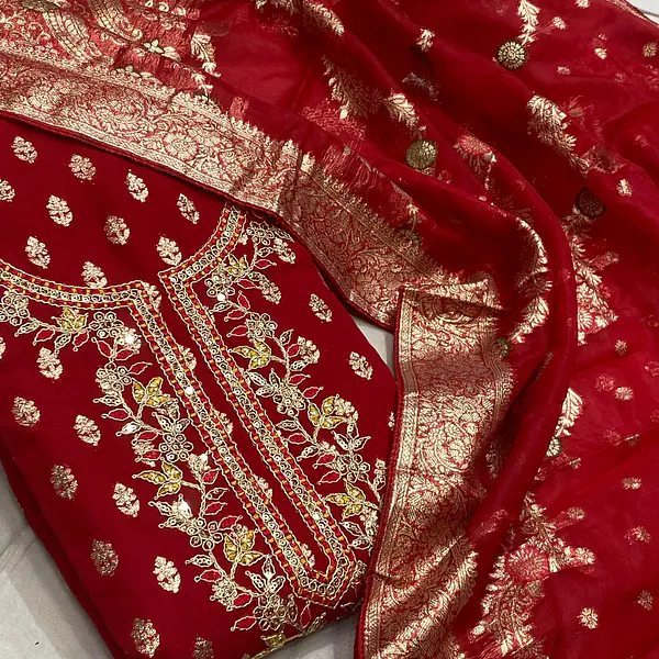 Festive collection primary image